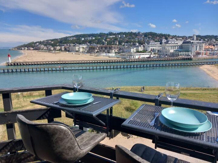 Mini-Duplex Cosy Avec Magnifique Vue Mer Deauville Bagian luar foto